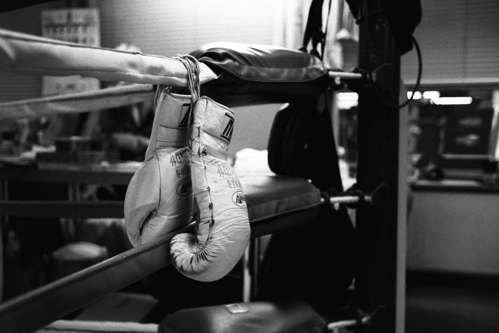 boxing-gloves-bw