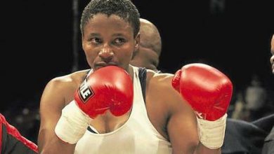 Photo of Golden Gloves signs SA’s #1 female fighter