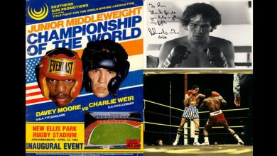 Photo of Davey Moore KO 5 Charlie Weir – 26 April 1982