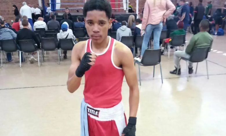 Theo-Main Fourie before an amatuer fight